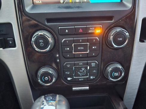 Used 2014 Ford F150 Platinum image 56