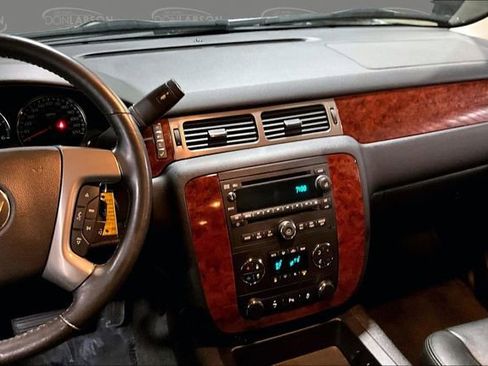 Used 2013 Chevrolet Tahoe LT w/ Luxury Package image 26