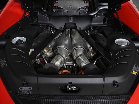 Used 2024 Ferrari 296 GTB RWD image 5