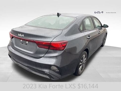 Certified 2023 Kia Forte LXS image 8