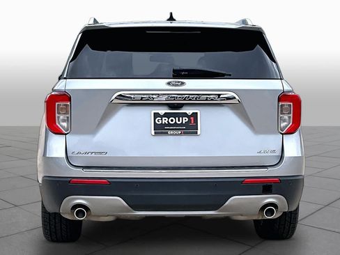 Used 2023 Ford Explorer Limited AWD/4WD image 5