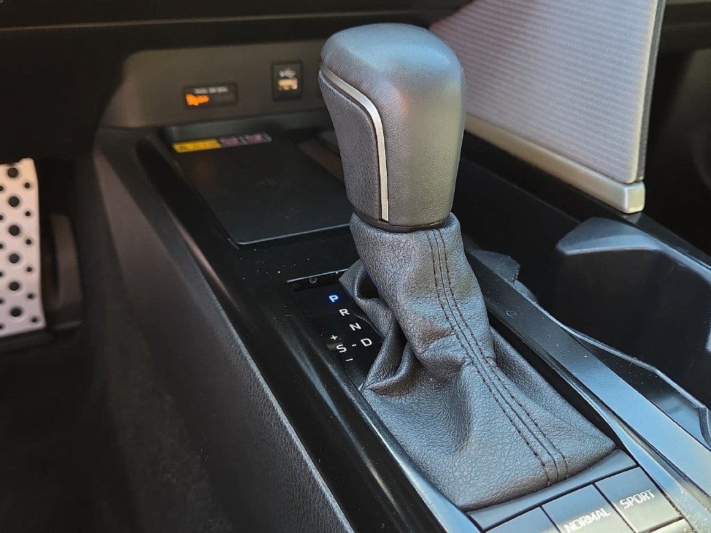 Certified 2025 Toyota Camry SE w/ Convenience Package FWD image 26