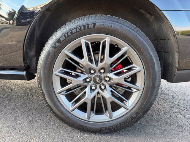 Used 2025 Ford Expedition Platinum w/ Stealth Performance Package AWD/4WD image 17