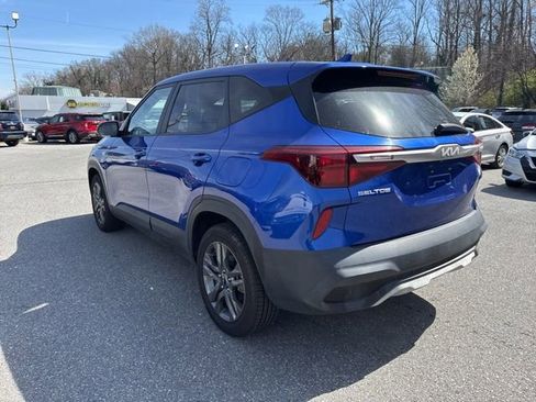 Used 2023 Kia Seltos LX image 4
