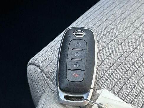 Certified 2023 Nissan Rogue SV AWD/4WD image 32