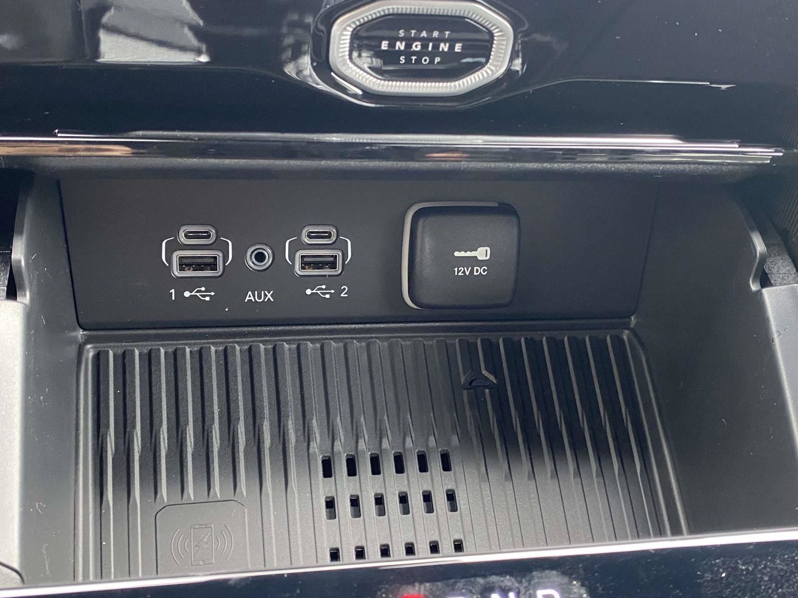 New 2026 Jeep Grand Cherokee Altitude AWD/4WD image 28