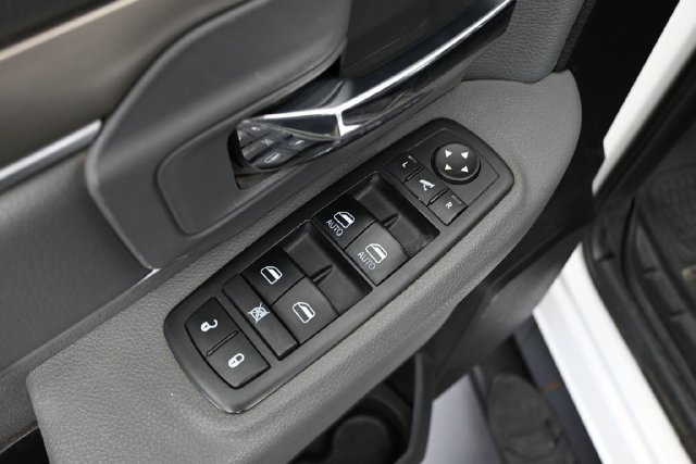 Used 2017 RAM 1500 Big Horn RWD image 15