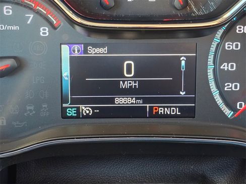 Used 2017 Chevrolet Cruze LT image 26