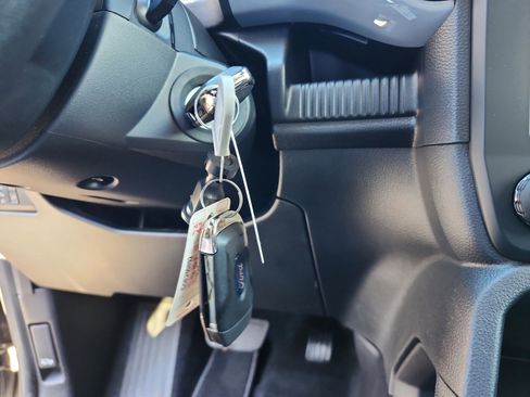 New 2025 Ford Ranger XL image 8