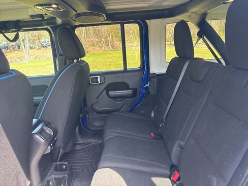 Used 2020 Jeep Wrangler Unlimited Sport S image 9