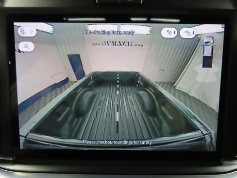 Used 2025 Ford F350 Platinum w/ Platinum Plus Package image 19