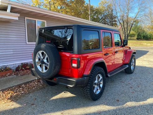 Used 2020 Jeep Wrangler Unlimited Sahara image 6