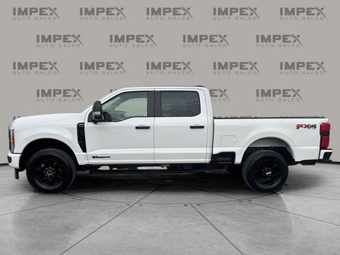 Used 2023 Ford F250 XL w/ STX Appearance Package image 2