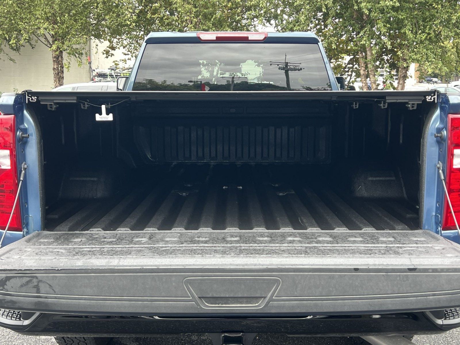 Used 2025 Chevrolet Silverado 2500 Custom w/ Custom Value Package AWD/4WD image 24