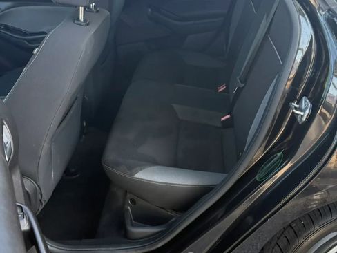 Used 2013 Ford Focus SE image 11