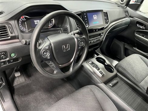 Certified 2022 Honda Ridgeline Sport image 9