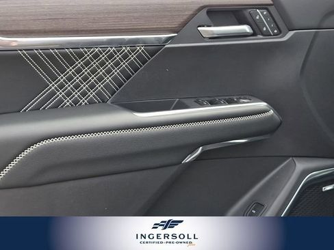 Used 2025 GMC Acadia Denali w/ LPO, Floor Liner Package image 21