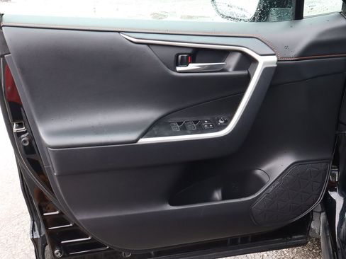 Used 2024 Toyota RAV4 Adventure image 13