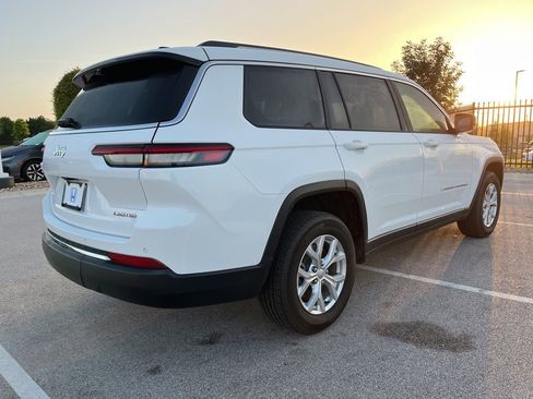 Used 2023 Jeep Grand Cherokee L Limited w/ Luxury Tech Group II RWD image 4