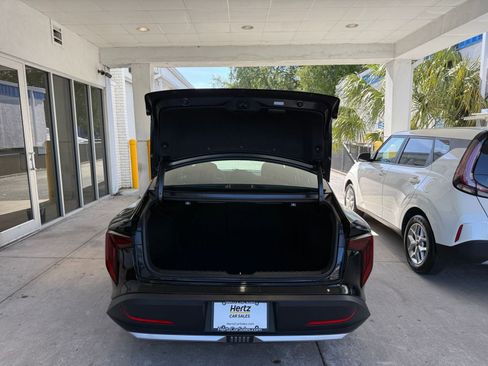 Used 2025 Kia K4 LXS image 30