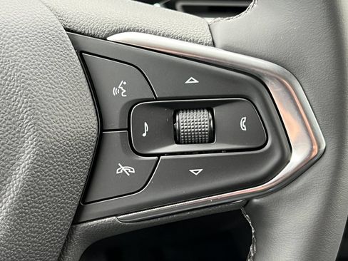 New 2026 Chevrolet Trax LT w/ LT Convenience Package FWD image 19