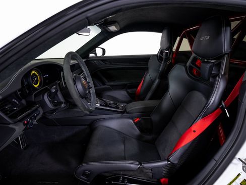 Used 2023 Porsche 911 GT3 image 17