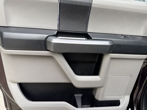 Used 2018 Ford F150 XLT AWD/4WD image 20