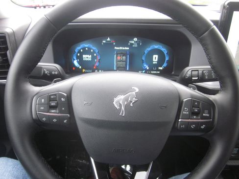 Used 2025 Ford Bronco Sport Badlands image 21