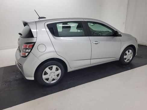 Used 2020 Chevrolet Sonic LT FWD image 10