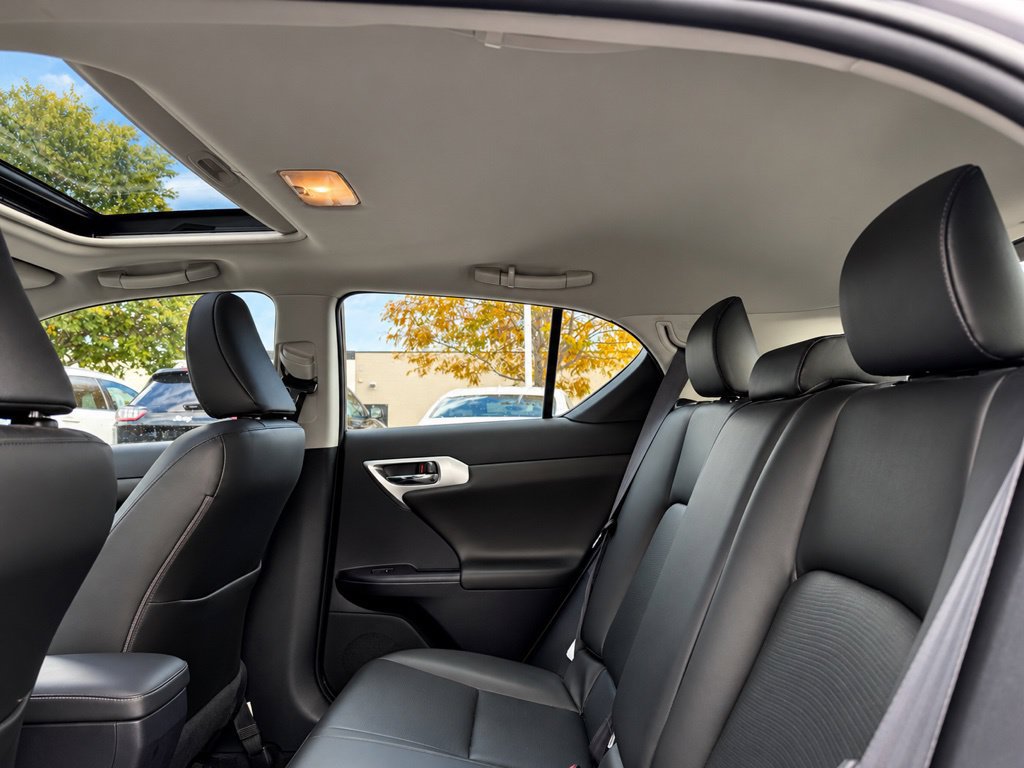 Used 2012 Lexus CT 200h Premium w/ Premium Audio Pkg FWD image 16