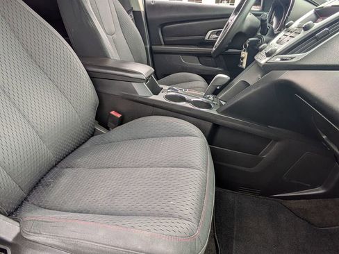 Used 2010 GMC Terrain SLE image 30