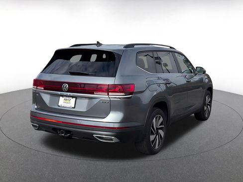 Used 2025 Volkswagen Atlas SE image 14