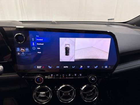 Used 2024 Chevrolet Blazer EV LT AWD/4WD image 18