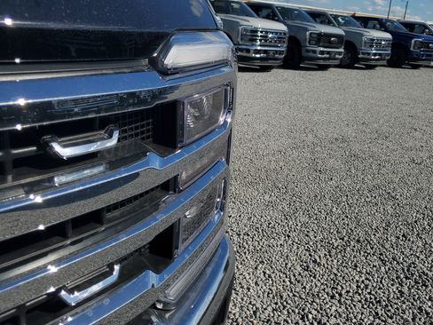 New 2026 Ford F250 XLT w/ XLT Premium Package image 3