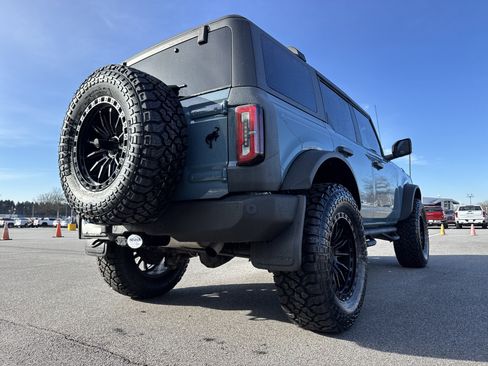 Used 2023 Ford Bronco Wildtrak image 10