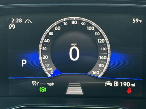 Used 2023 Volkswagen Jetta SE w/ Panoramic Sunroof Package image 21