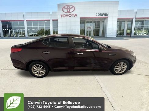 Used 2013 Kia Optima LX image 9