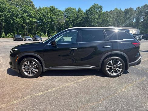 Certified 2025 INFINITI QX60 Luxe AWD/4WD image 9