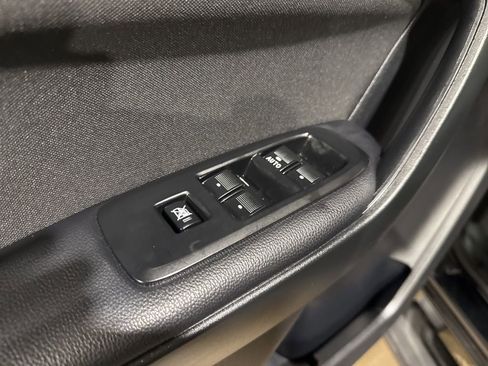 Used 2019 Ford Ranger XLT w/ Equipment Group 302A Luxury image 18