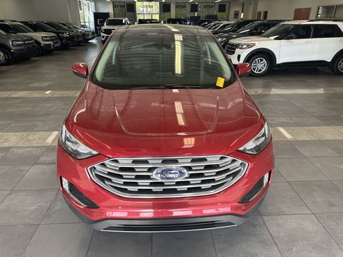 Used 2022 Ford Edge Titanium image 17