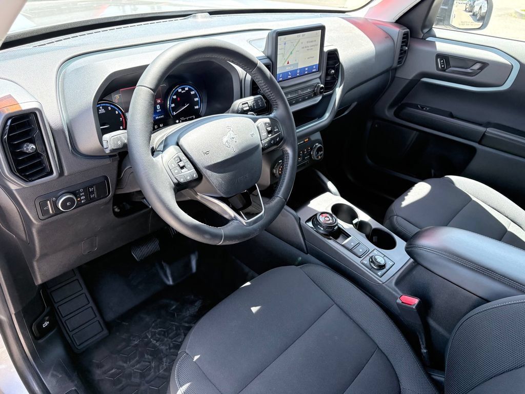 Used 2023 Ford Bronco Sport Badlands AWD/4WD image 7