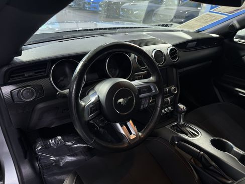 Used 2022 Ford Mustang Coupe w/ Equipment Group 101A RWD image 22