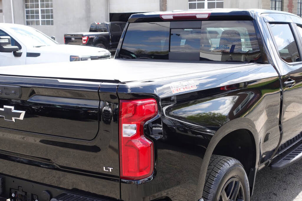 Used 2022 Chevrolet Silverado 1500 LT Trail Boss w/ LT Trail Boss Premium Package AWD/4WD image 13