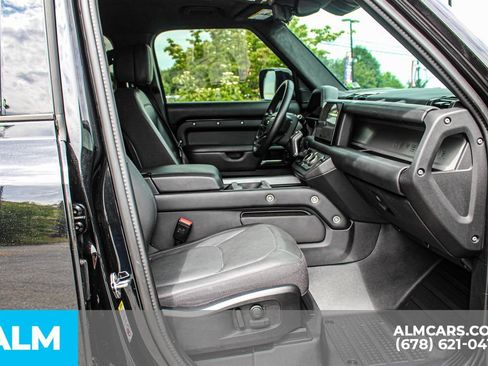Used 2025 Land Rover Defender 110 X AWD/4WD image 20