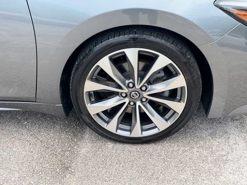 Used 2020 Nissan Maxima Platinum w/ Sport Mat Group FWD image 10