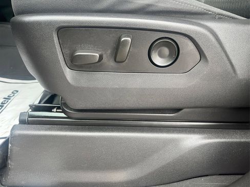 Used 2023 Chevrolet Silverado 1500 LT w/ Convenience Package II image 16