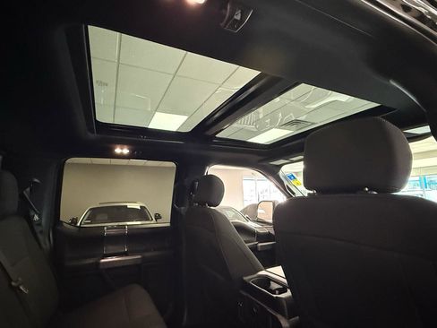 Used 2018 Ford F150 XLT w/ Equipment Group 302A Luxury image 15