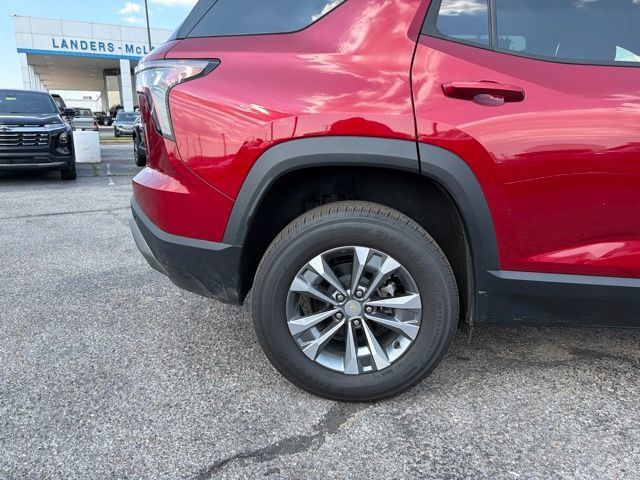 New 2026 Chevrolet Equinox LT FWD image 10