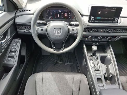 Certified 2023 Honda Accord EX image 21
