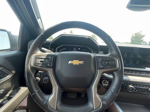 Used 2022 Chevrolet Silverado 1500 High Country w/ High Country Premium Package AWD/4WD image 13